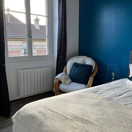 Le Relais D'Eugenie En Hyper Centre-Ville Compiègne Екстериор снимка