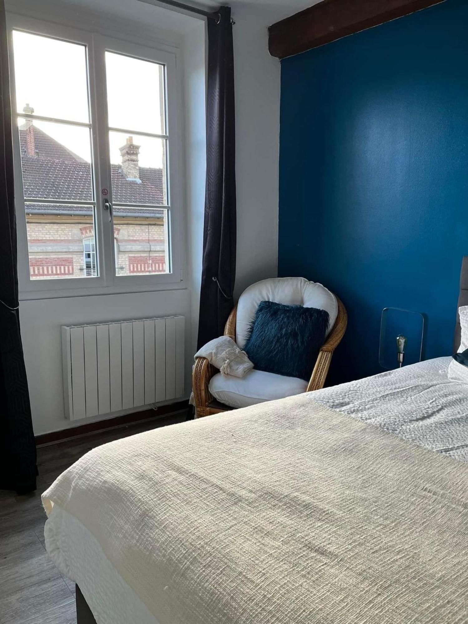 Le Relais D'Eugenie En Hyper Centre-Ville Compiègne Екстериор снимка