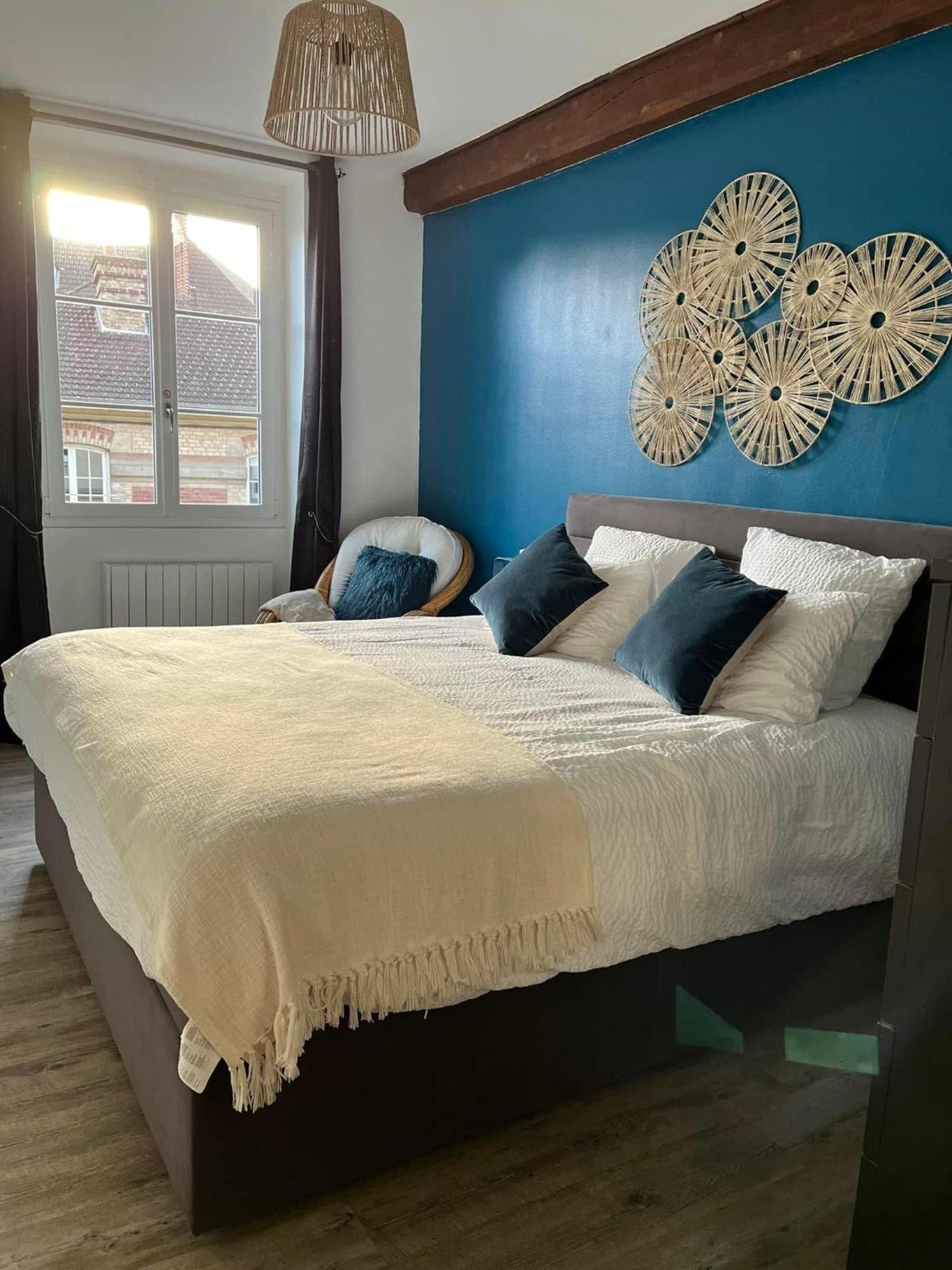 Le Relais D'Eugenie En Hyper Centre-Ville Compiègne Екстериор снимка